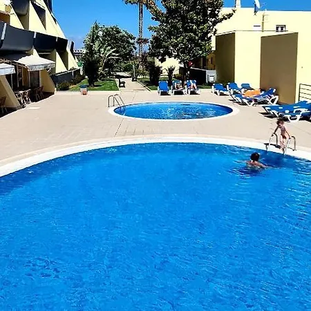 公寓 Meia Terrace *