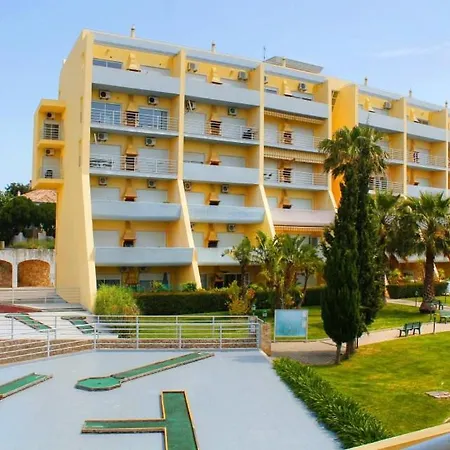 Meia Terrace Apartment *