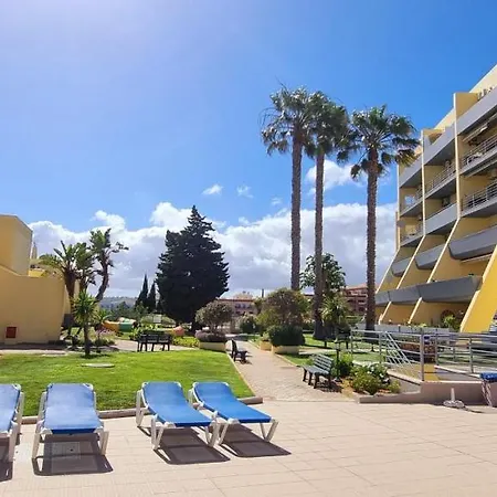 Апартаменты Meia Terrace *